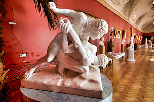 Statue of wrestlers in Yusupov Palace in St. Petersburg