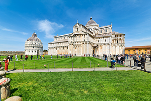 Visit to Baptistry and Cathedral in Piazza dei Miracoli Italy
