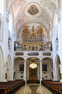 Visit Church of the Assumption of Mary in Landsberg am Lech Germ