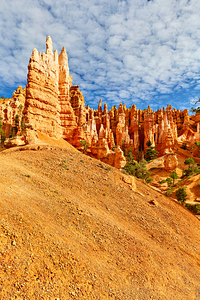 Views of queens garden in bryce canyon national park