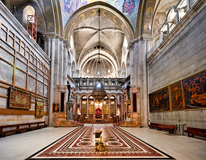 Visit to the church of the holy sepulchre in jerusalem israel