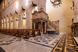 Visit to the cathedral of syracuse in ortygia island sicily