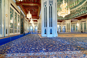 Exploring sultan qaboos grand mosque in muscat oman