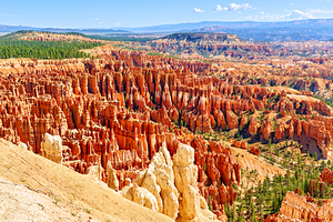 View from inspiration point at bryce canyon national park