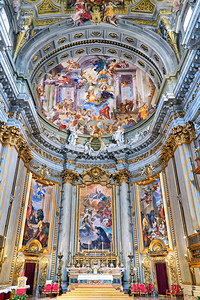 Explore the church of st. ignatius of loyola at campus martius i