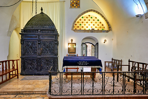 Visit to four sephardic synagogues in Jerusalem Israel