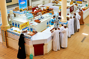 Exploring Nizwa market in Oman with local vendors and shoppers