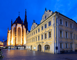 Visit marienkapelle in wurzburg on the romantic road in germany