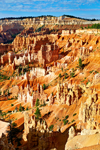 Sunrise at Bryce Canyon National Park offers stunning views