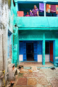 Decorated house in Bundi Rajasthan with local women