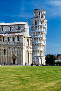 View of cathedral and leaning tower at Piazza dei Miracoli