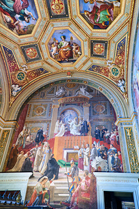 Frescoes in the raphael rooms at vatican museums in rome