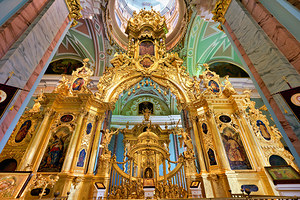 Explore the interior of Peter and Paul Cathedral in Russia by Marco Brivio