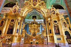 Golden altar in Peter and Paul Cathedral in St. Petersburg