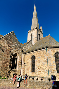 Visitors enjoying time near Cathedral Saint Vincent in Saint Mal