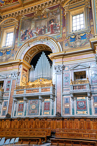 Interior of archbasilica cathedral in rome