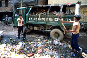 Nepal. Kathmandu. Dustmen