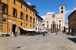 Todi Umbria Italy. Concattedrale della Santissima Annunziata. Cathedral. Piazza del Popolo. The statue Quattro Stele by Arnaldo Pomodoro