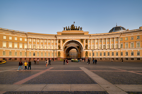 Visitors explore the General Staff Building in St. Petersburg Print