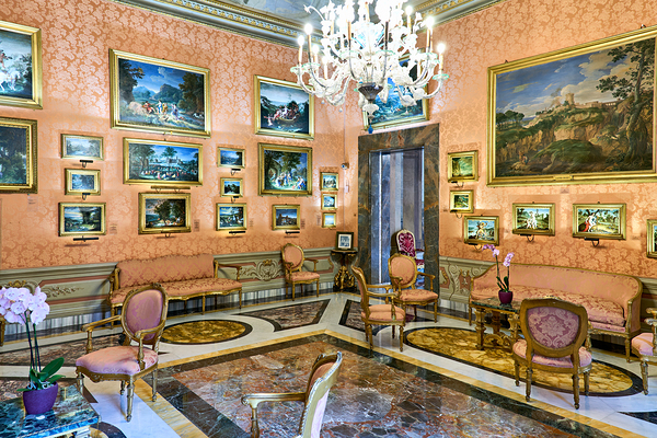 Visit to colonna art gallery in princess isabelle apartment in r Print