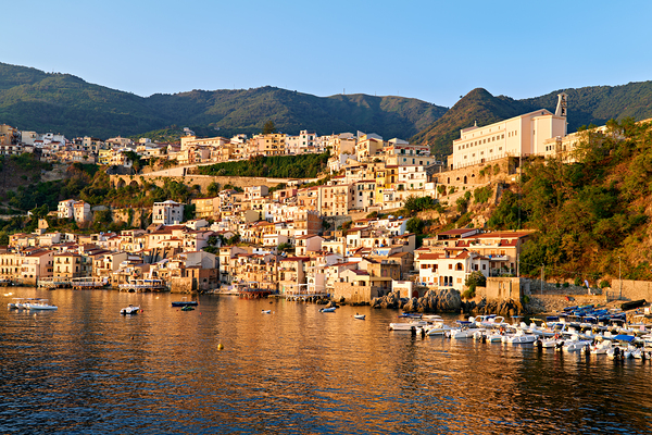 Sunrise over scilla in chianalea calabria italy Print
