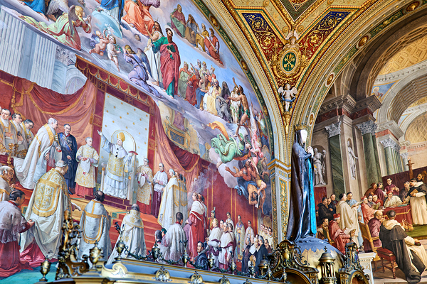 Visit to Raphael rooms in Vatican Museums in Rome by Marco Brivio