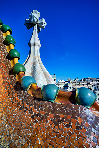 Exploring Casa Batllo in Barcelona under a clear sky Print