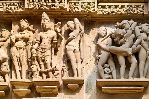 Hindu temples in Khajuraho display intricate carvings of life Print