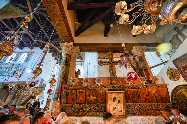 Visits to the church of the nativity in Bethlehem by Marco Brivio
