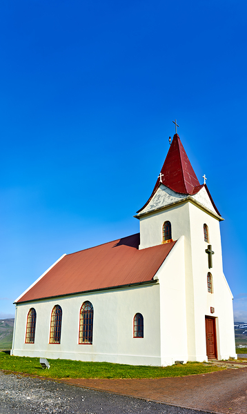 Ingjaldsoll church in Iceland shows simple architecture by Marco Brivio