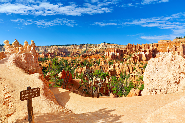 Explore queens garden in bryce canyon national park usa Print