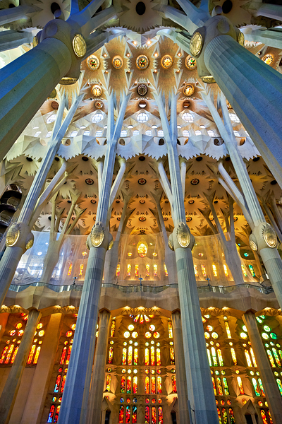 Explore the stunning interior of Basílica de la Sagrada Famíli Print