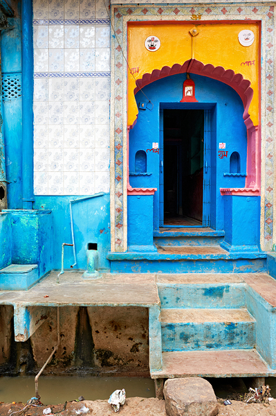 Decorated painted house in Bundi Rajasthan attracts attention Print