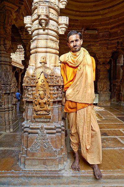 Visit to sri jaisalmir lodravpur parshavnath jain temple in raja Digital Download