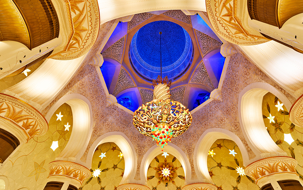 Exploring the interior design of Sheikh Zayed Grand Mosque Print