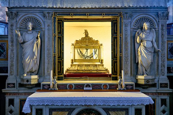 Visit to San Pietro in Vincoli showing St Peters chains in Rome by Marco Brivio