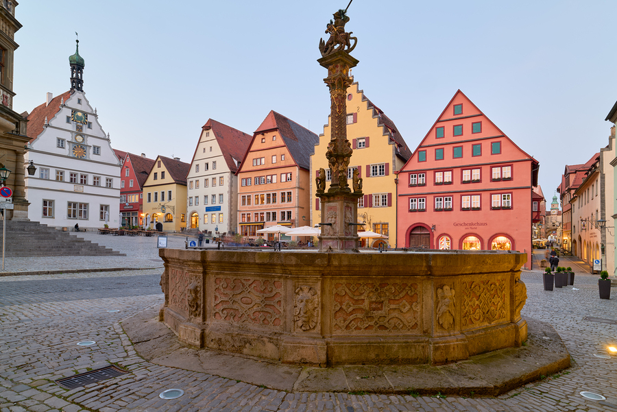 Rothenburg ob der Tauber Market Square with Georgsbrunnen founta  Print