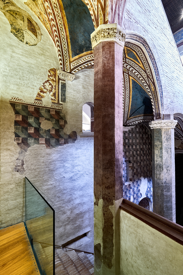 Foligno Umbria Italy. Frescoes at Trinci Palace Palazzo Trinci a patrician residence and museum.  Imprimer