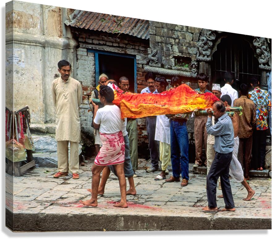 Nepal. Kathmandu. Cremation in Pashupatinath Canvas Print