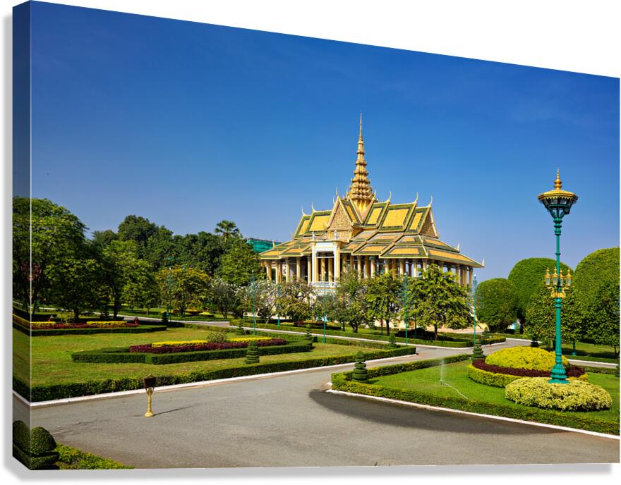 Golden roofed palace in lush gardens Phnom Penh Cambodia. Canvas Print
