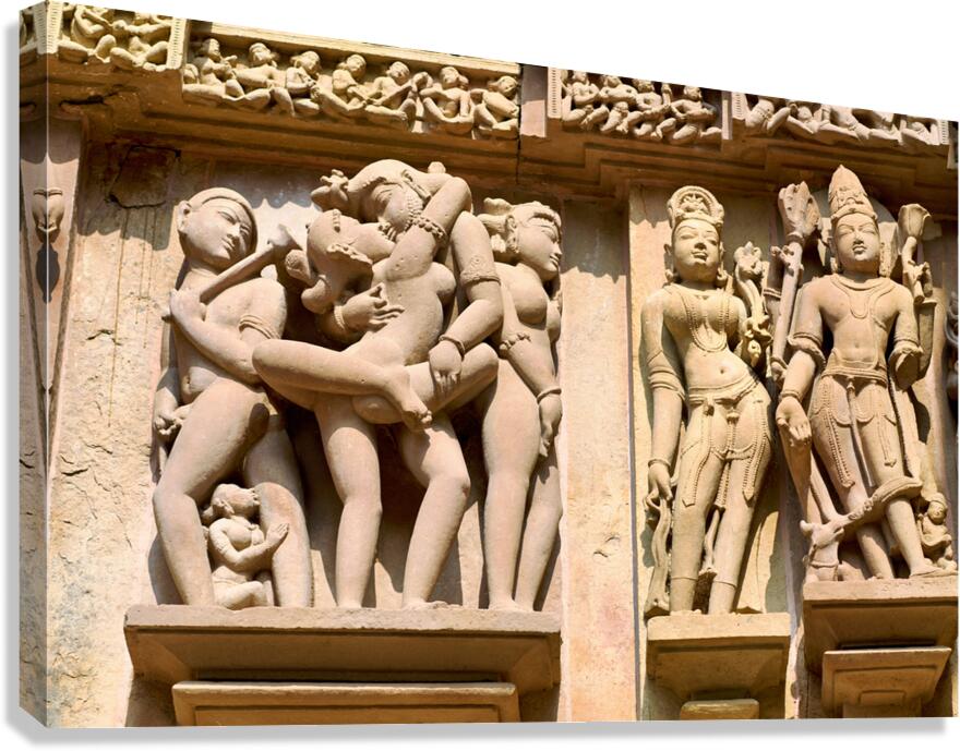 Khajuraho temples: Madhya Pradeshs erotic sculptures Canvas Print