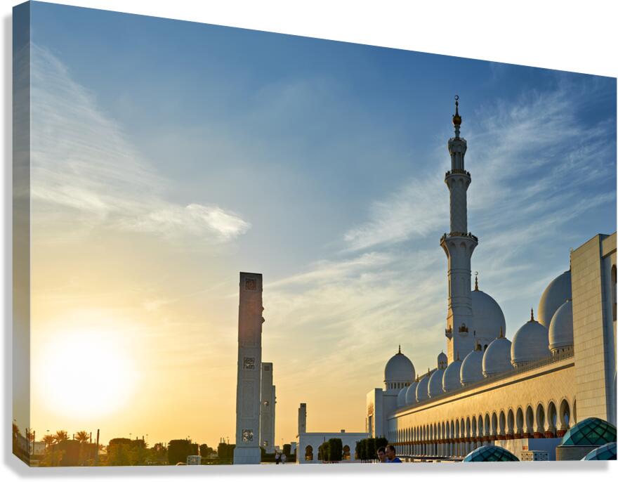 Visit to Sheikh Zayed Grand Mosque in Abu Dhabi at sunset Canvas Print