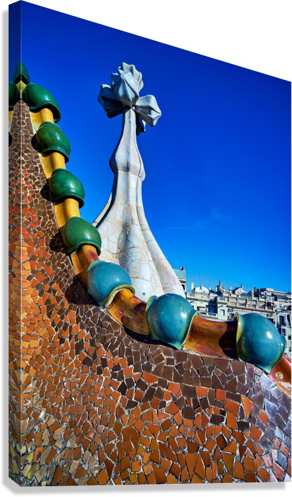 Exploring Casa Batllo in Barcelona under a clear sky Canvas Print