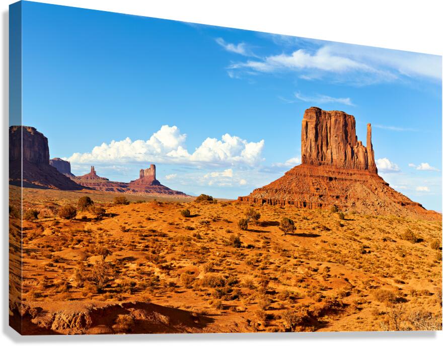 Explore monument valley in the usa national park Canvas Print