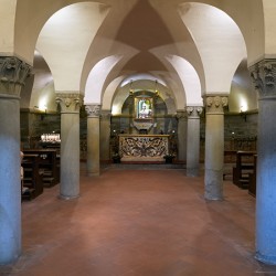 Exploring the crypt of Santa Maria della Pieve in Arezzo