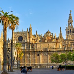 Visit to la giralda cathedral in seville spain