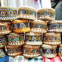 Artisan crafts in Muscat Oman showcase traditional design