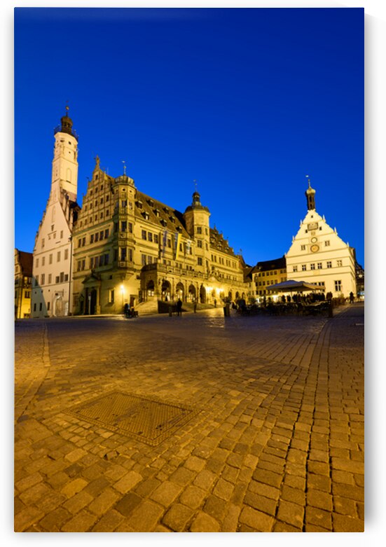 Market square in Rothenburg ob der Tauber during sunset by Marco Brivio