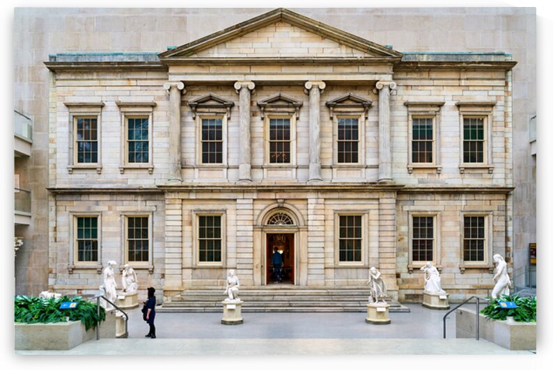 Visitors discover Engelhard Court in the Mets American Wing by Marco Brivio