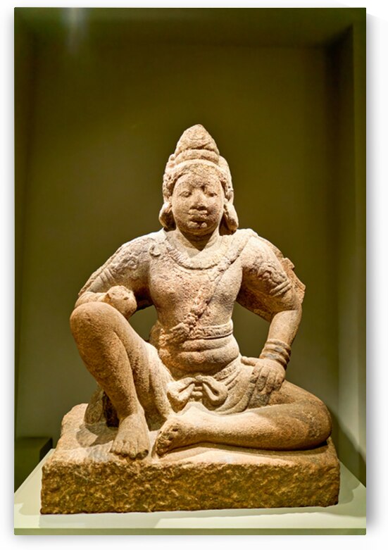 Sculpture of a seated figure in the Asian Art Gallery in Manhatt by Marco Brivio